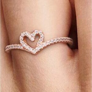 Elegant Heart-Shaped Rose Gold plated Pandora ring with clear CZ